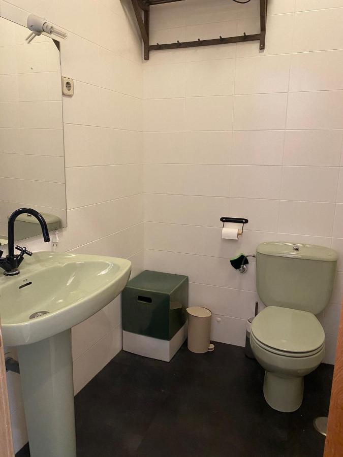 Centro Barrio Embajadores 01 マドリード エクステリア 写真